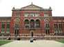  Victoria and Albert Museum: vue du bâtiment donnant sur la cour intérieur